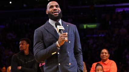 Tiger Woods Issues Statement on Lakers LeBron James