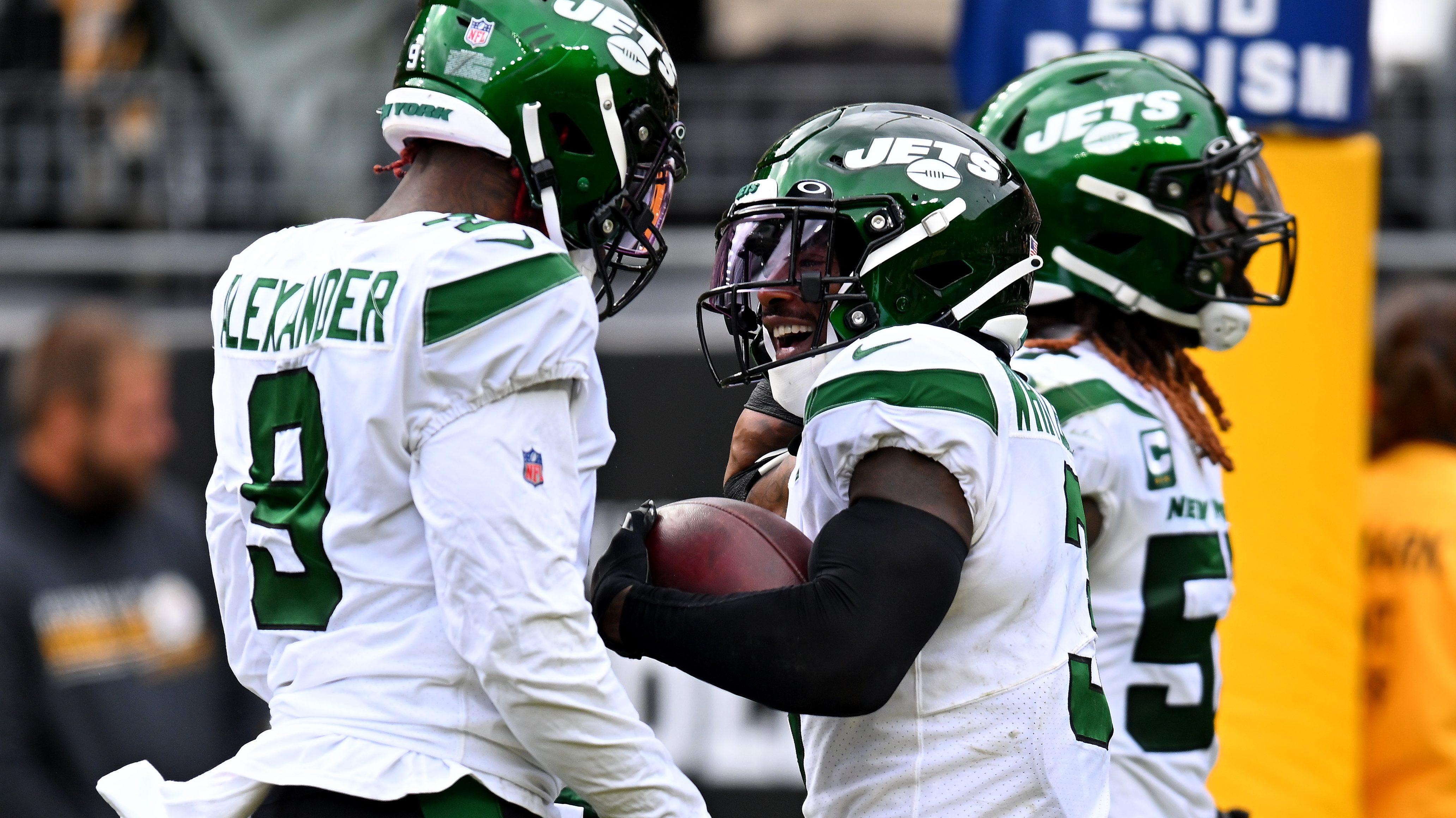 New York Jets Have A Promising Pair of Young Playmakers