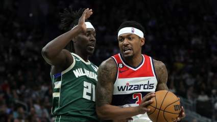 Proposed Blockbuster Adds Explosive Scorer to Complete Knicks’ Star Trio