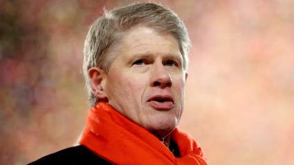 Chiefs Issue Statement on Death of Franchise Hall of Famer