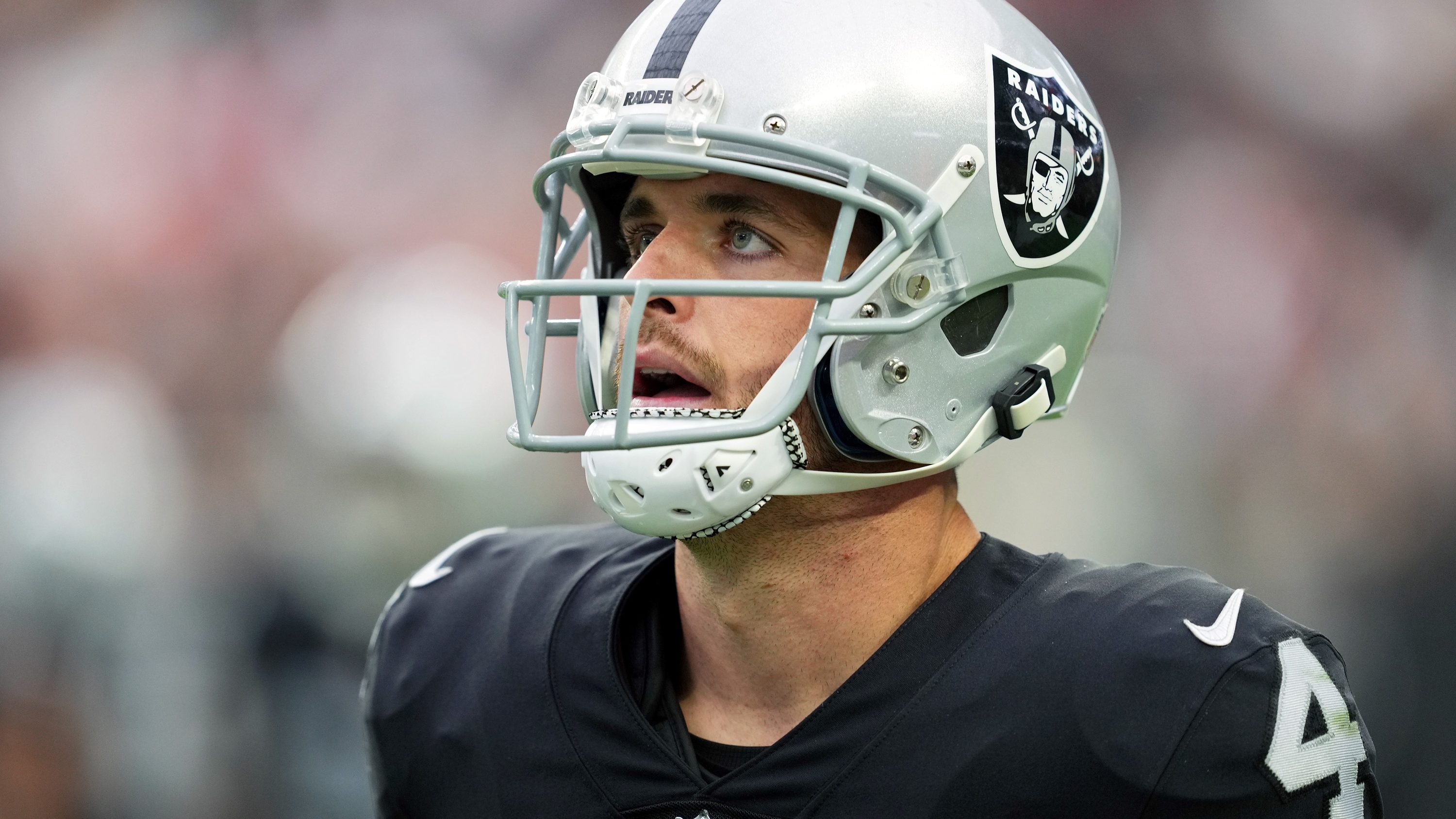 Derek Carr Next Team Odds: Colts, Jets & Titans Among Most Likely Landing  Spots for 2023 NFL Season