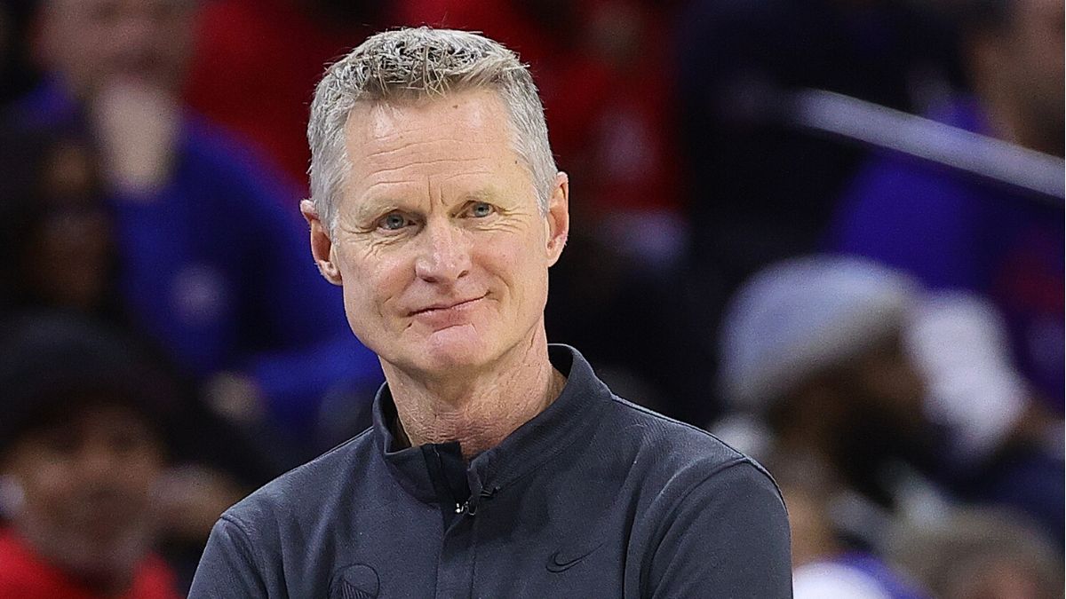 Warriors coach Steve Kerr earns a fraction of what star players make