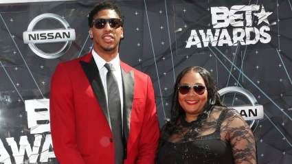 Anthony Davis’ Parents & Family: 5 Fast Facts You Need to Know