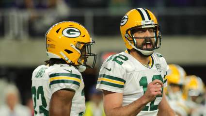 Super Bowl Champ Blasts Aaron Rodgers, Jets Amid Trade Discussions