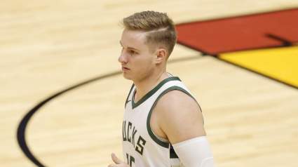 Cavaliers to Sign NBA Champion to Roster Spot Vacated by Kevin Love: Report