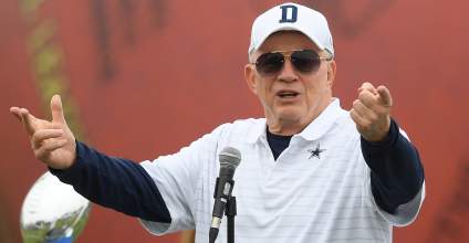 Cowboys Sign Ex-Raiders Starter in Free Agency
