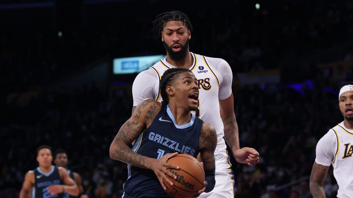 Ja Morant Shrugs Off Anthony Davis After Dominating Lakers in Brutal Loss