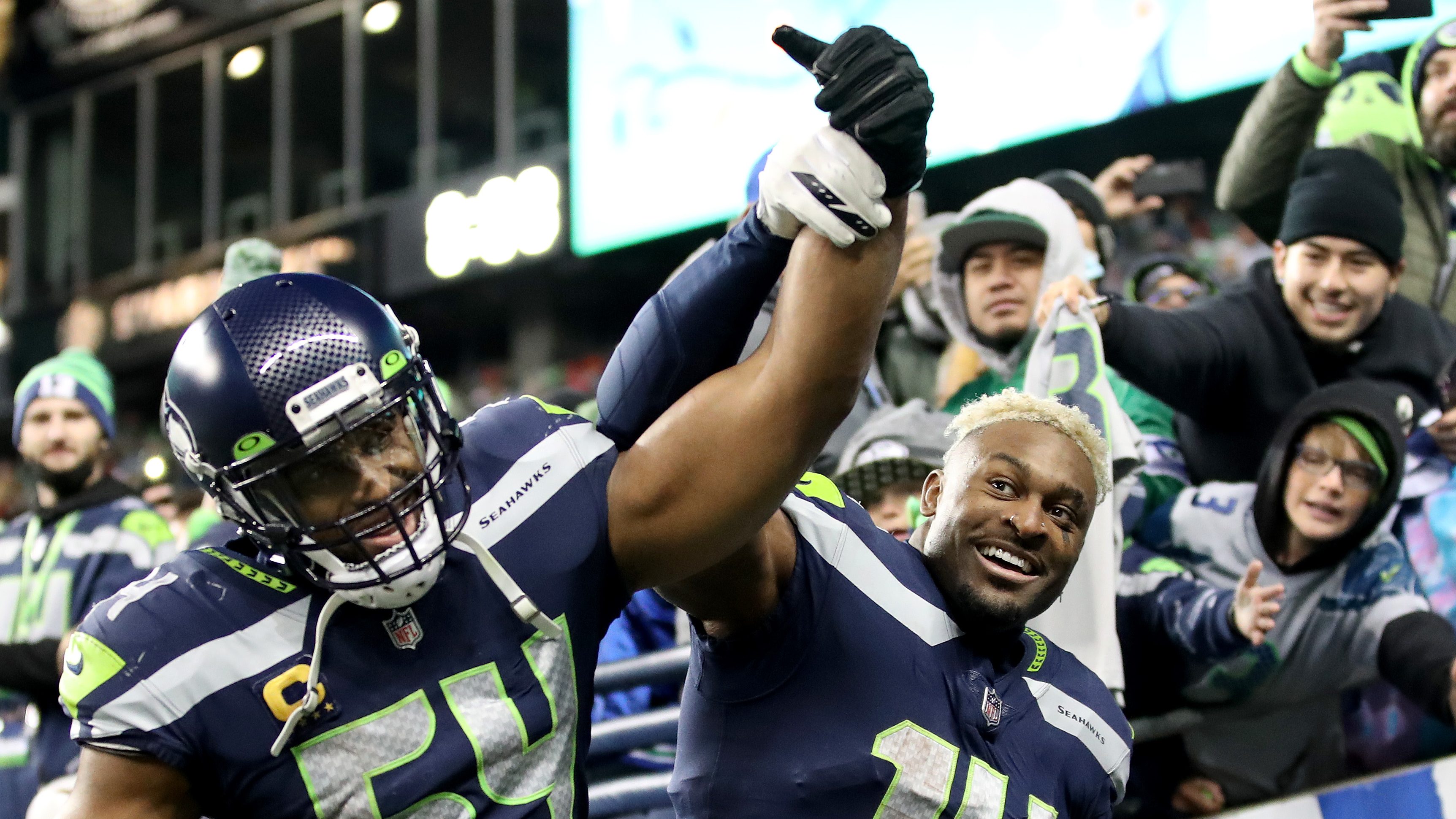 LB Bobby Wagner: 'Glad to be back in Seattle'