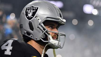 Derek Carr Reveals Plans to Return to Raiders