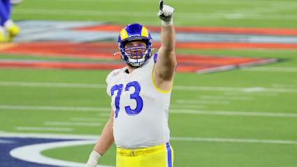 Bills Interested in Signing 6-Foot-6 Super Bowl Champ: Report