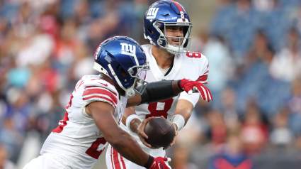 Giants Meeting Agents of Top Free Agent 24 Hours Before Franchise Tag Deadline