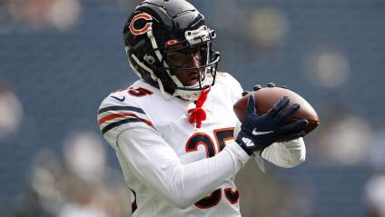 Bears Sign 2-Year Extension With Young Backfield Talent