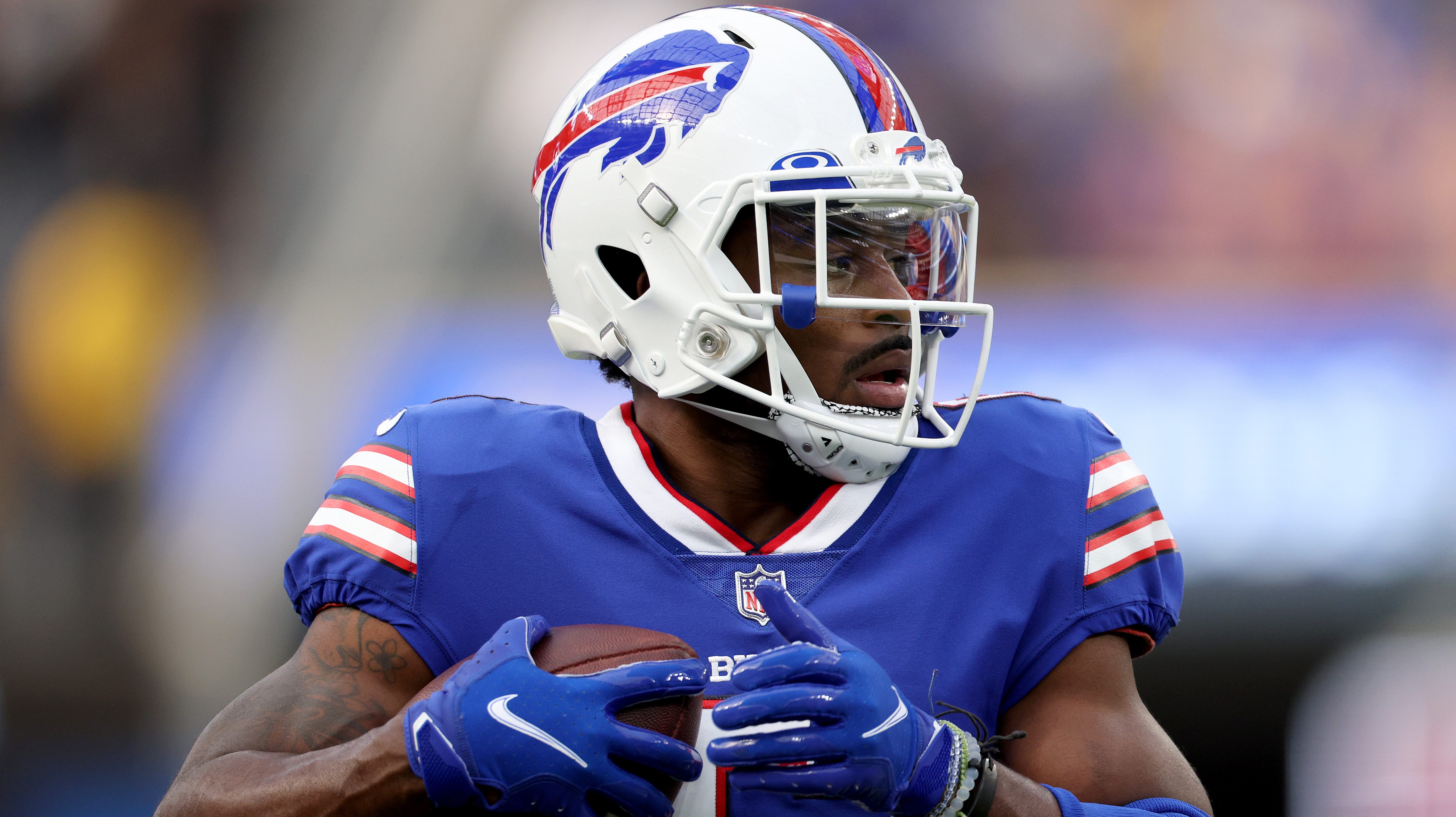 Buffalo Bills Isaiah McKenzie Tells Hilarious Story about DeComitting from  Notre Dame - Sports Illustrated Georgia Bulldogs News, Analysis and More