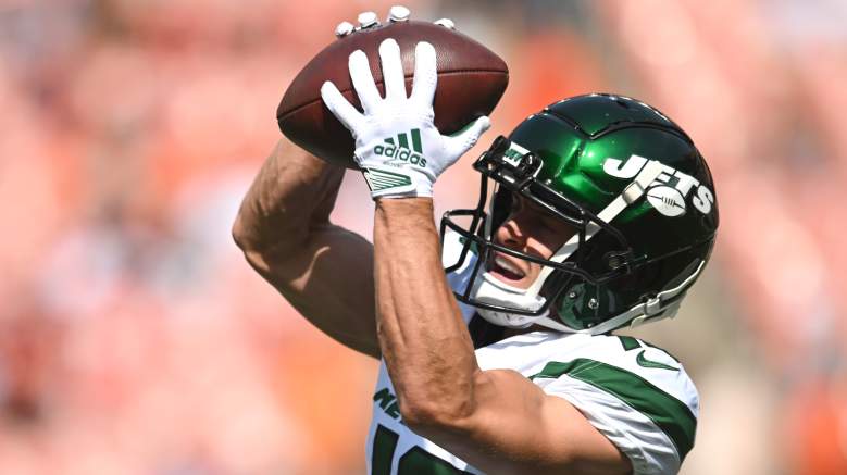 Multiple Jets Free Agents Ditch Team for Rival Dolphins: Report
