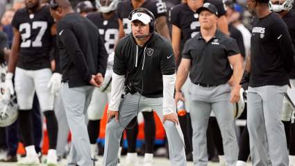 Raiders Raise Eyebrows After Meeting With Award-Winning QB