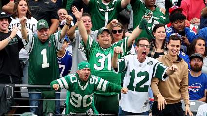 Jets Fans Erupt Over Strange Trade Rumors: ‘Build Him a Statue’