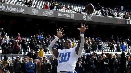 Jets ‘Very Interested’ in Record-Breaking 17-TD Playmaker: Report