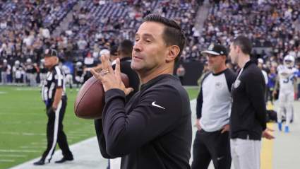 Raiders Reveal Plans to Sign 26-Year-Old Veteran QB