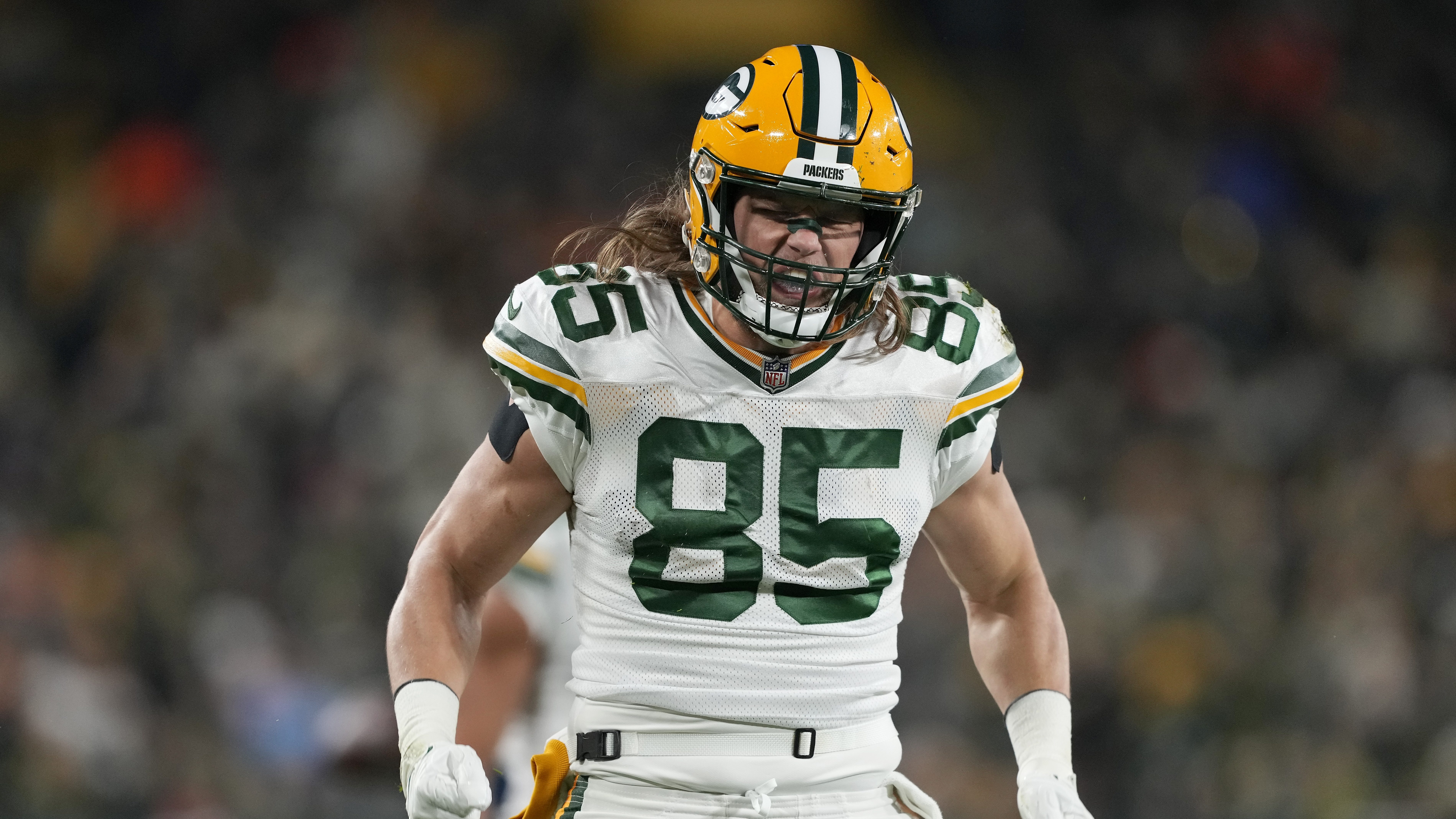 Green Bay Packers tight end Robert Tonyan (85) celebrates with