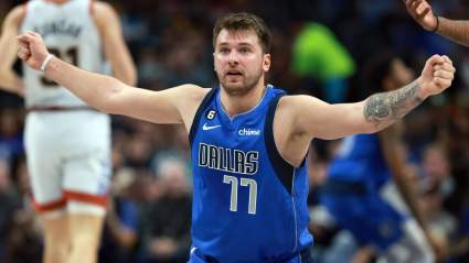 Mavericks Add 4-Time All-Star to Lineup Ahead of Crucial Warriors Matchup