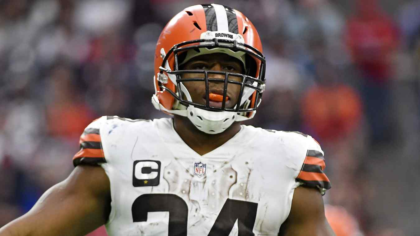 Browns Make Final Call on Trading RB Nick Chubb: Report