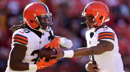 Ex-Browns Running Back Breaks Silence After Bolting For AFC South Squad