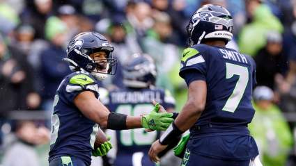 Seahawks’ Tyler Lockett Sends Message to Newly Signed Former 1st-Round Pick
