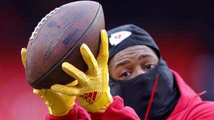 Exec Takes Shot at Ex-Chiefs Player: ‘Big Contract for an Average Player’