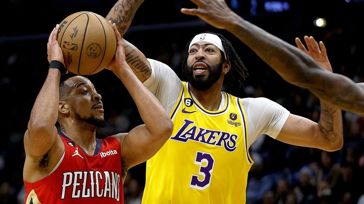 Plenty of blame for Lakers' loss, starting with Anthony Davis - Los Angeles  Times
