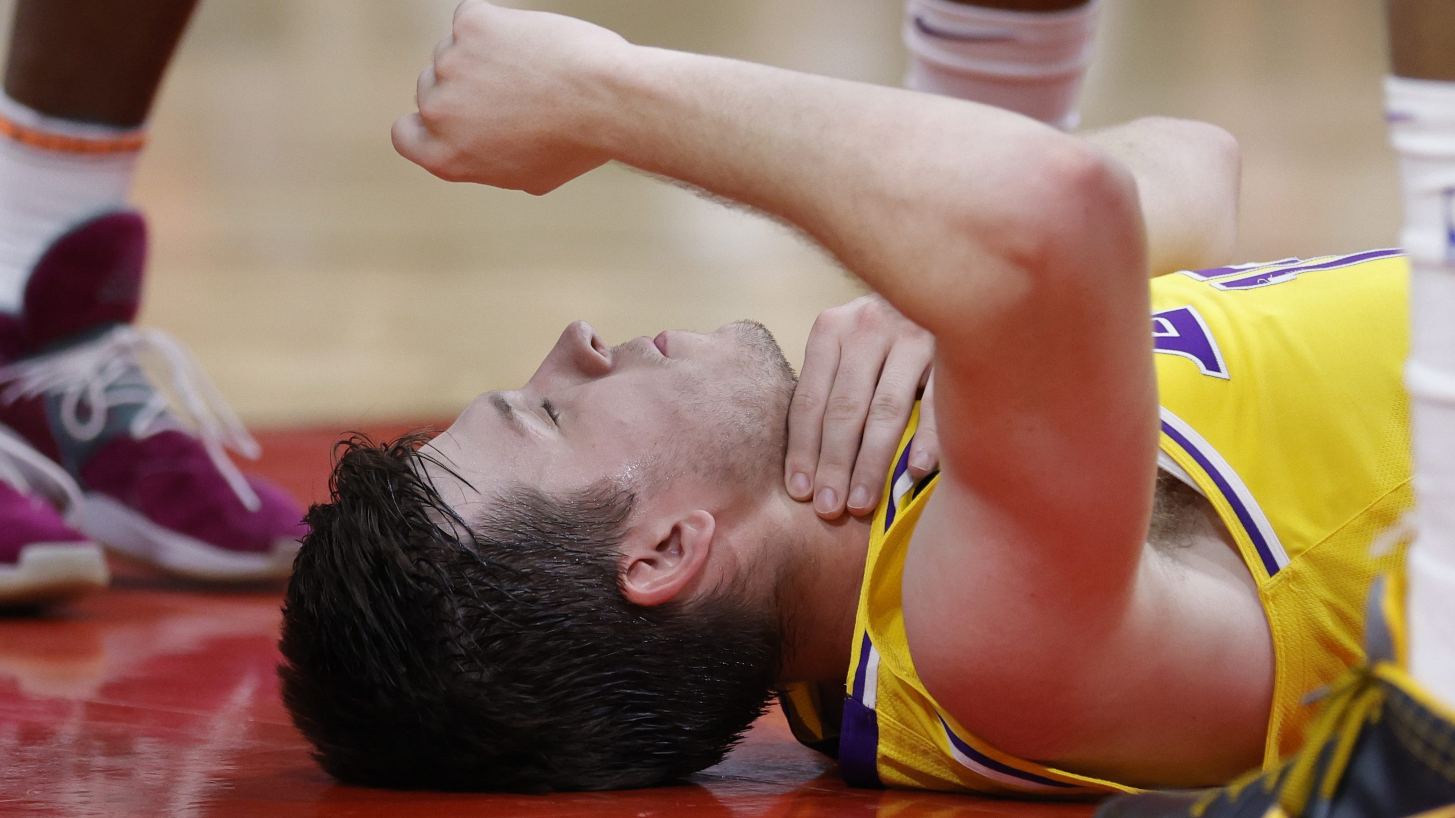 Lakers' Austin Reaves Headed for 'Sizable' Free-Agent Deal
