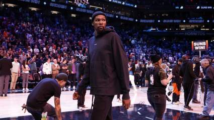 Kevin Durant Fires Back at Suns Legend Charles Barkley With Disrespectful Tweet