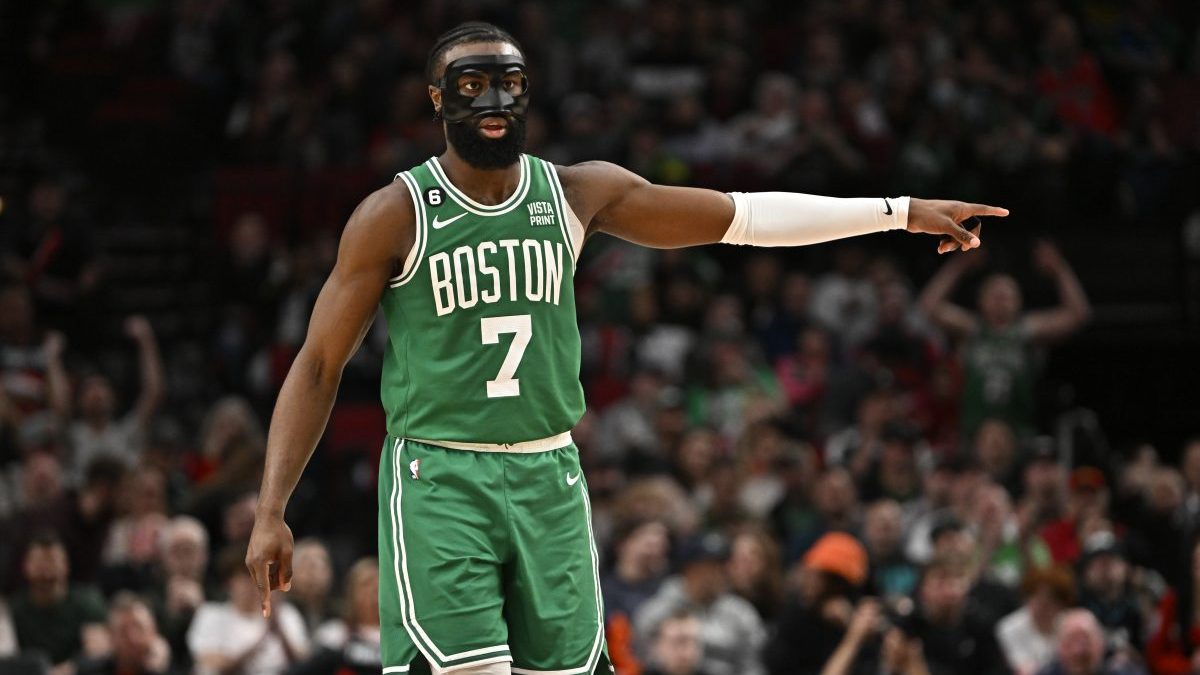 Jaylen Brown Sends Message To Rest Of NBA After Celtics Beat Kings