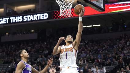 Devin Booker Issues Strong, 6-Word Statement After Suns Lose 3rd Straight Game