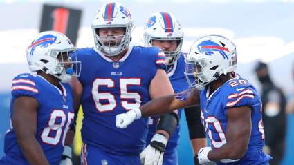 Bills Bring Back Key Veteran OL on New Contract