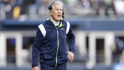 Seahawks Starter Surprisingly Retires After 7 Seasons