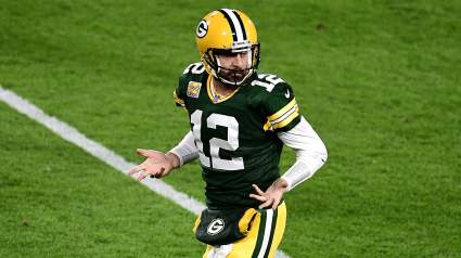 Wild 3-Team Trade Proposal Delivers Aaron Rodgers to Jets for Haul