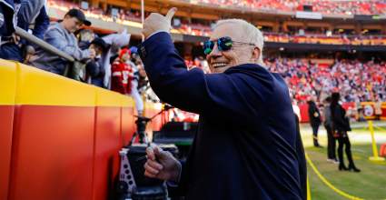ESPN Insider Predicts Cowboys to Add ‘Star of the Offense’ RB via Trade