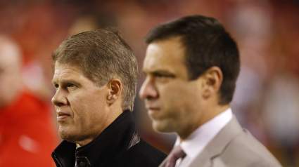 Chiefs Proposed Trade Swaps 1st-Round Pick With Giants
