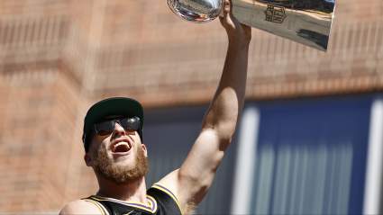 Blockbuster Giants Trade Scenario Swaps 3 Draft Picks for Triple Crown Star