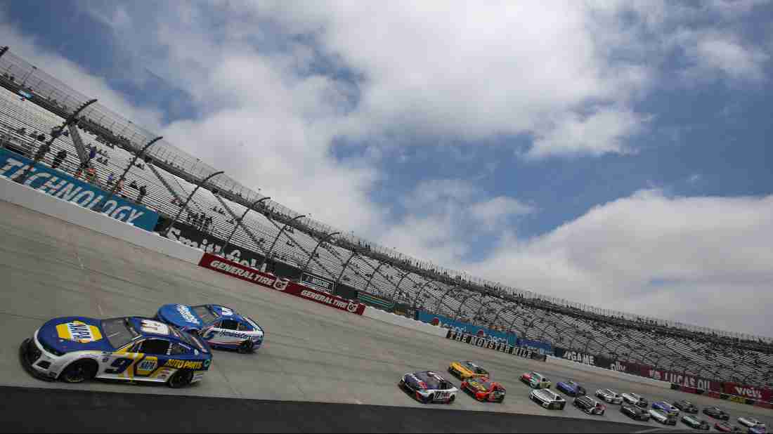 Dover Odds Set Up RecordExtending NASCAR Win