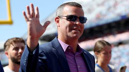 Bills Sign Former Rivals’ 3x Super Bowl Champion Pass Catcher