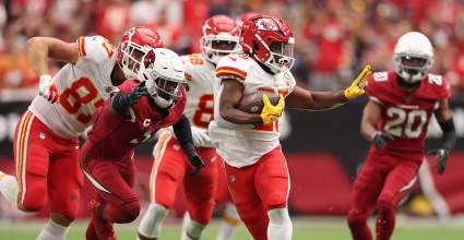 Proposed Cowboys Trade Brings ‘Unpredictable’ Chiefs RB to Dallas