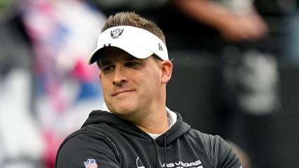 Raiders Sign 14-Year Veteran QB to Multi-Year Contract