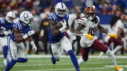 Colts Linebacker Shaq Leonard Gives Progress Report on Back Injury