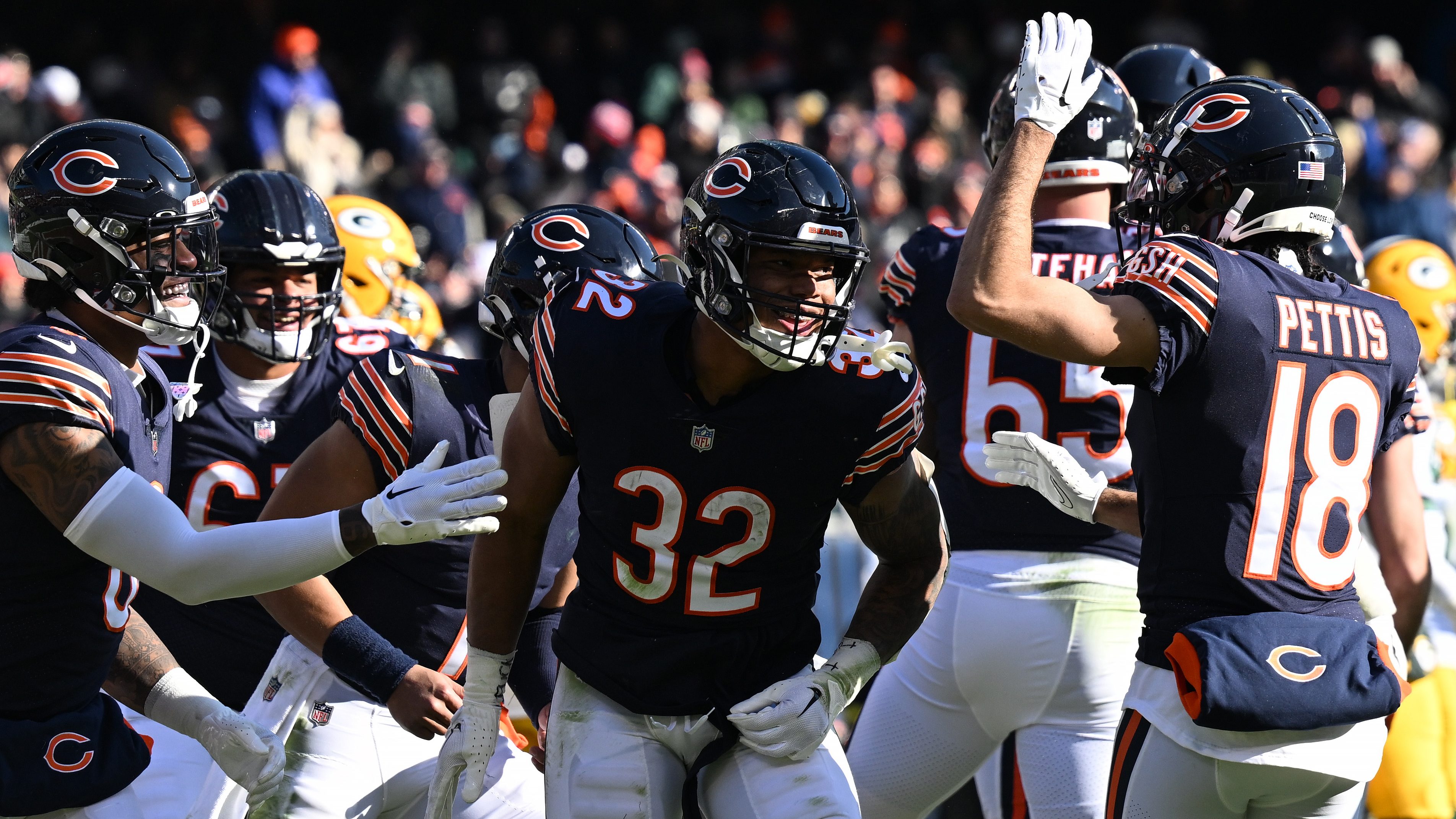 Bears' David Montgomery expected to get '20 rushes a game' in 2021