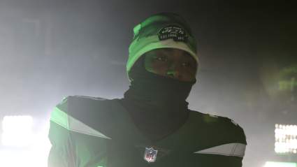 Jets Pushed to Cut $14.5M Starter, Use Money to Trade for Star