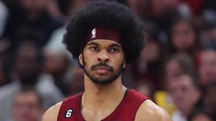 Evan Mobley & Jarrett Allen Called Out by Mitchell Robinson Ahead of Cavs-Knicks