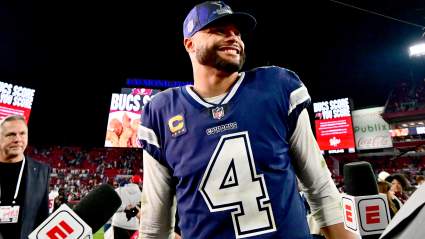 Dak Prescott, Deshaun Watson React to Lamar Jackson’s Contract Negotiations