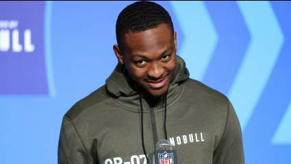 Giants Meeting With Projected 1st-Round QB: Report 