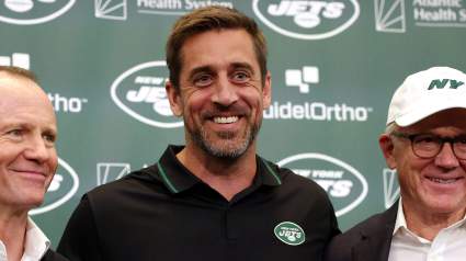 Jets Predicted to Land ‘Pro Bowl Caliber’ Big Man for Aaron Rodgers